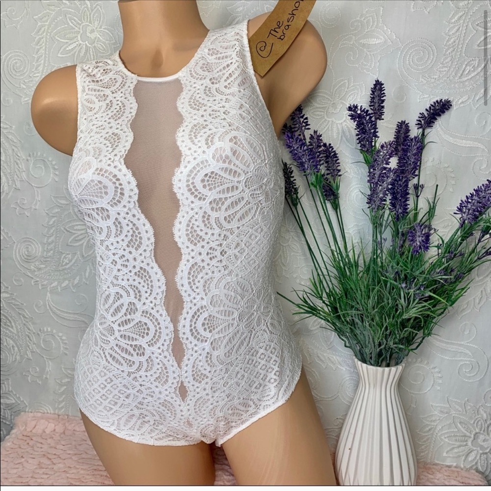 Victoria sexy bodysuit